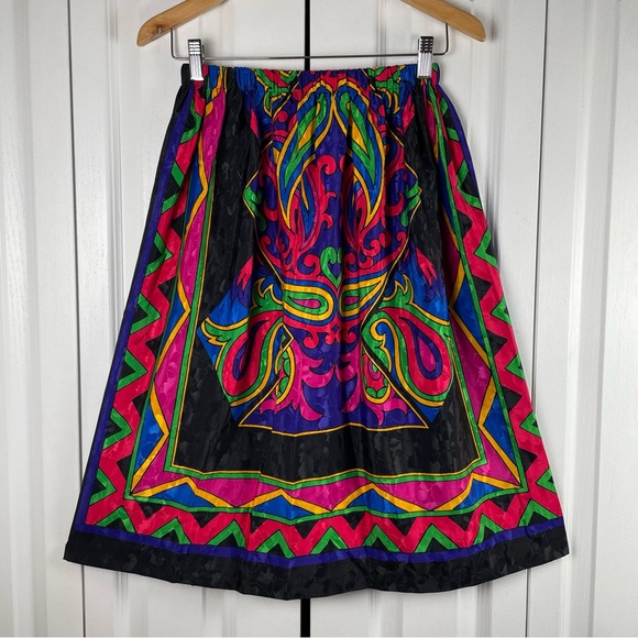 megan moore Dresses & Skirts - Vintage Megan Moore Pleated Pull on Skirt Womens 4 Colorful Silky Geometric Midi